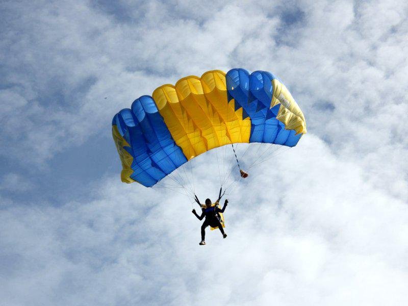 У Дніпрі інваліди АТО стрибатимуть з парашутом