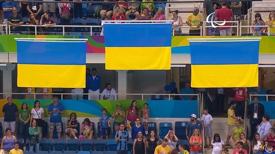 Українські плавці вибороли усі три медалі в комплексному запливі на 200 метрів
