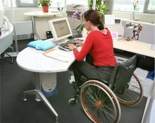 На Кіровоградщині понад 100 людей із інвалідністю пройшли професійне навчання