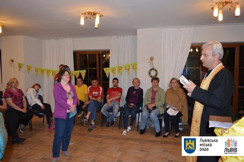 Молодь з інвалідністю Карітасу Львова провела змістовне дозвілля в оздоровчому таборі