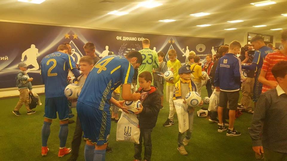 2 и 3 июня состоялась встреча детей из Луганской и Донецкой области с Национальной сборной Украины по футболу