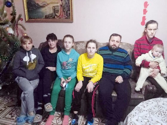 Подружжя Андрій та Світлана Рожицькі виховують п’ятеро власних та семеро прийомних дітей