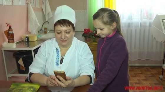 Єдина в Україні. У Вінницькій області акушер-гінеколог на візку лікує безпліддя