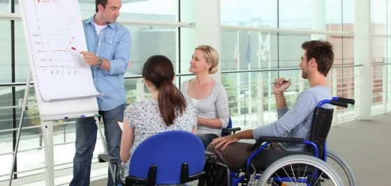Пристосуватися до працівника з інвалідністю: які стандарти ЄС має впровадити Україна