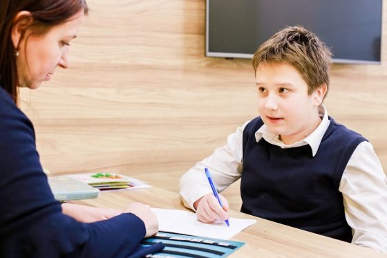 Як школа в Дніпрі навчає дітей з аутизмом