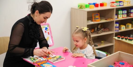 На Дніпропетровщині облаштували 30 інклюзивно-ресурсних центрів для розвитку дітлахів з особливими освітніми потребами