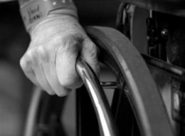 Інваліди Рівненщини отримали нові інвалідні візки