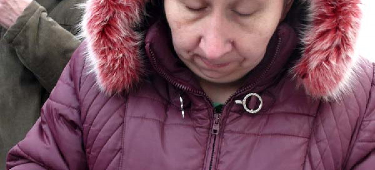 В Луганске инвалидов по зрению оставили без света (Фото, Видео)
