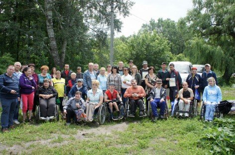 Зелена перлина Полтави знову приймає біля своїх озер відпочиваючих з обмеженими можливостями