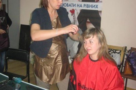 Волонтеры Винницкой области помогают инвалидам