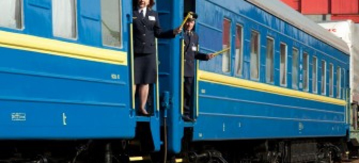 Уряд України пропонує відвести 15% нижніх місць у вагонах потягів людини з інвалідністюм