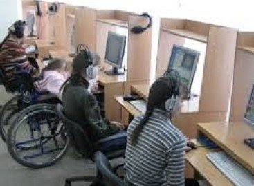 У Тернополі для дітей-осіб з інвалідністю збільшать кількість спеціальних класів
