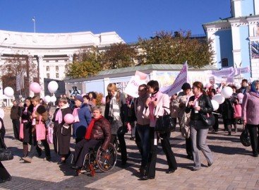 За підтримки Комітету у справах пенсіонерів, ветеранів та осіб з інвалідністю у Києві відбувся Х-й щорічний Марш життя та надії “Всім світом проти раку”