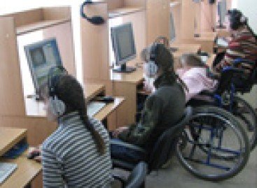 На Днепропетровщине создается сеть центров дневного пребывания для детей-инвалидов