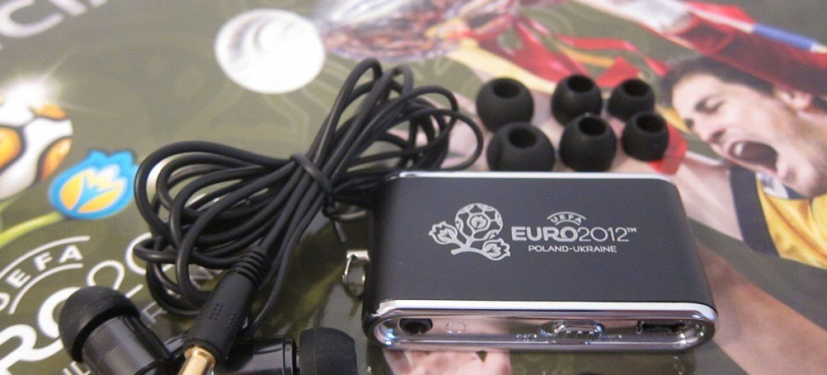 РАЗЫГРЫВАЕМ три MP3-плеера с логотипом Евро-2012