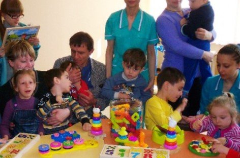 Центр социальной реабилитации для детей-инвалидов провел выставку «Цветущая весна»