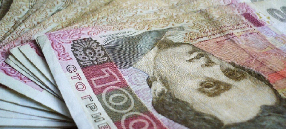 В Україні в 2015 році мінімальна зарплата становитиме 1218 грн., прожитковий мінімум – 1176 грн.