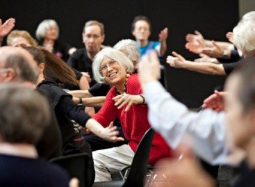 Професійні танцівники допомагають людям з хворобою Паркінсона: досвід США