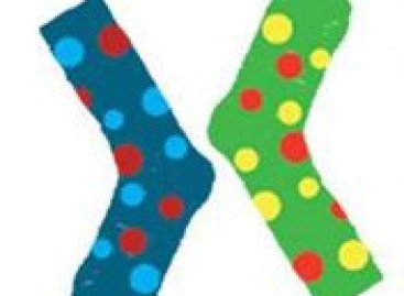 Кличко просить депутатів Київради одягти різнокольорові шкарпетки
