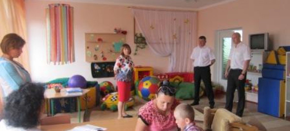 У Теофіполі голова РДА відвідав центр соціальної реабілітації дітей-осіб з інвалідністю