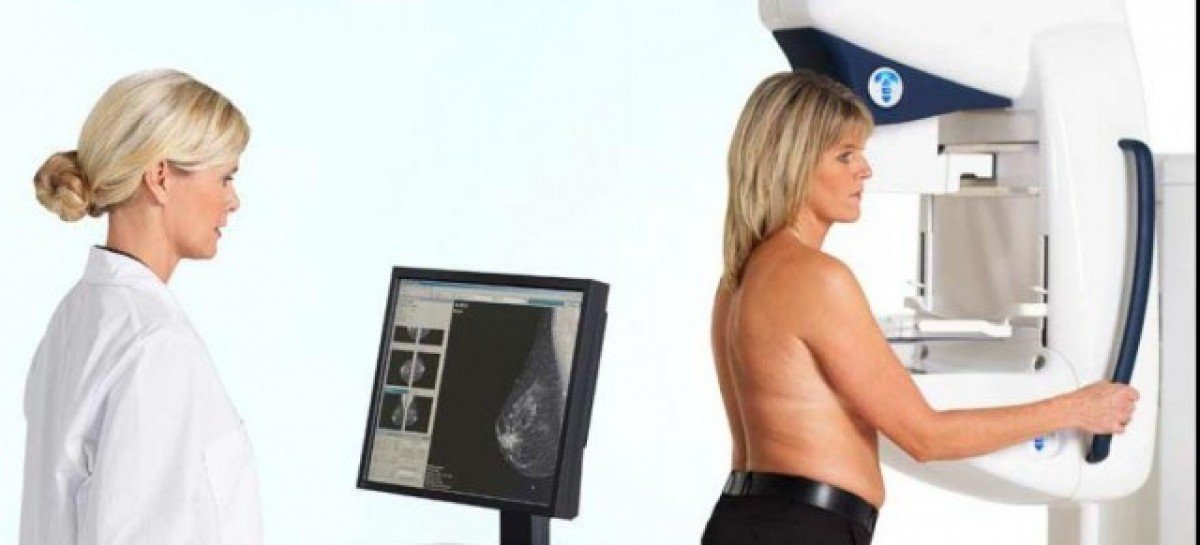Віталій Кличко: «Новий мамограф дозволить швидко і безкоштовно робити діагностику жінкам Деснянського району»