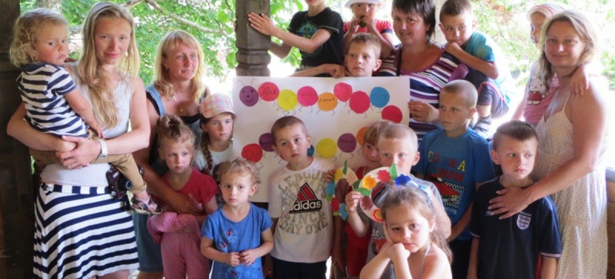 Діти з порушеннями функцій слуху відпочивали в оздоровчому літньому таборі