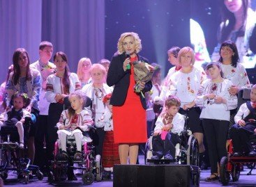 «ROCK-H та ДРУЗІ дітям «Джерела» – благодійний концерт у Львові об’єднав небайдужих