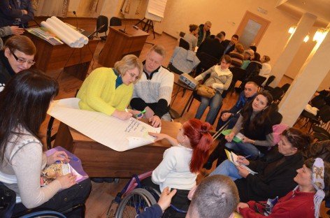 Всеукраїнський форум людей з інвалідністю та їх родин – вимушених переселенців зі Сходу України