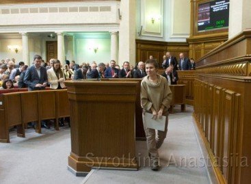 Дівчина з інвалідністю Ангеліна Чендарова змусила Верховну Раду аплодувати їй стоячи