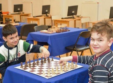 У Львові пройшов шаховий турнір серед дітей з вадами зору