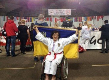 Елена Молоданова – чемпионка Мира по карате