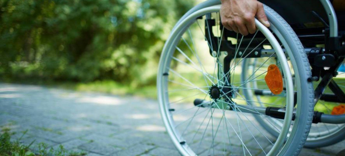 У Чернівцях безкоштовно ремонтуватимуть інвалідні візки