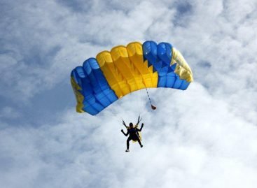 У Дніпрі військові, що отримали інвалідність під час АТО, стрибатимуть з парашутом