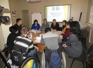 За круглим столом обговорили питання трудової адаптації осіб з інвалідністю