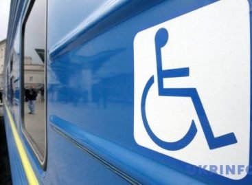 «Карпатський трамвай» запропонував мандрівки для людей з інвалідністю, що пересуваються за допомогою візків