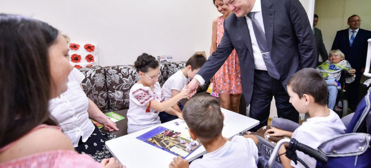 Президент у Вінниці відвідав Центр реабілітації дітей та молоді з функціональними обмеженнями