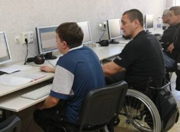 Майже 1500 осіб з інвалідністю скористалися послугами служби зайнятості