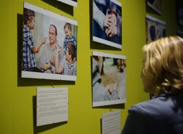 У Центрі Шептицького представили фотоісторії сімей, які мають дитину з інвалідністю