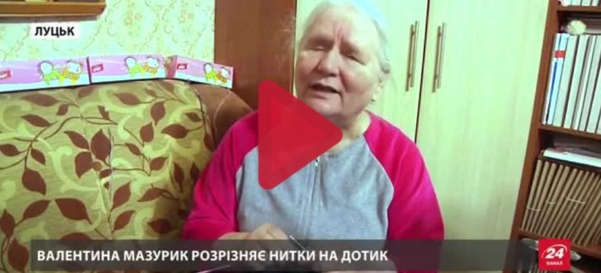 Українка з інвалідністю розробила спеціальні рукавиці для військових АТО