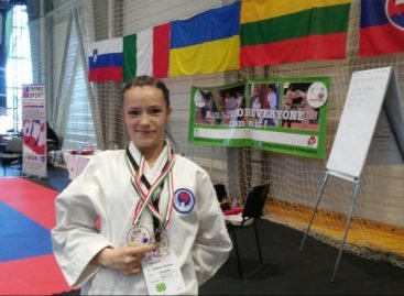 “Перемогти себе”: 18-річна українка з ДЦП виборює медалі на світових чемпіонатах з пара-карате