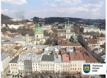 У Львові скерували понад 100 тисяч гривень на мандрівки для незрячих людей