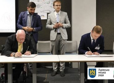 Львів стає інклюзивнішим: Львівська міська рада та «Wheelchairs for Ukraine» (Шотландія) підписали Меморандум про взаєморозуміння