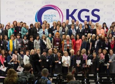 НАІУ взяла участь у Телемості жінок-лідерів, присвяченому 100-річчю юридичного закріплення рівності прав жінок і чоловіків в Україні