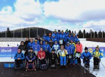 Другий день змагань чемпіонату України з зимових видів спорту: перемоги у лижних перегонах