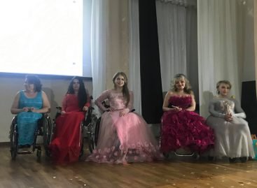 У Франківську обрали «Королеву Прикарпаття 2019» серед дівчат з інвалідністю