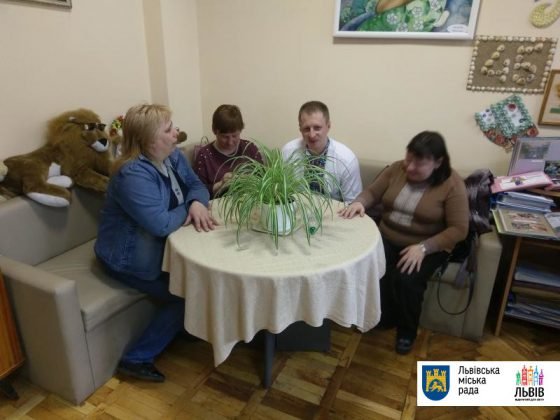 У Львові незрячі змагалися в конкурсі на швидкість читання