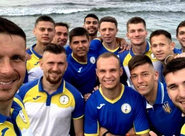 Національна дефлімпійська збірна команда з футболу вийшла у півфінал чемпіонату Європи
