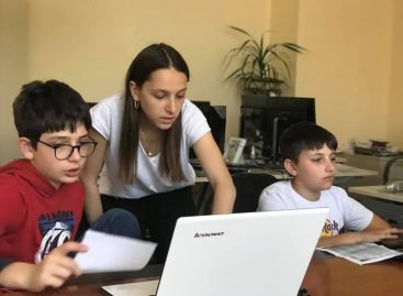 Відкрито набір на комп’ютерні курси для дітей з аутизмом