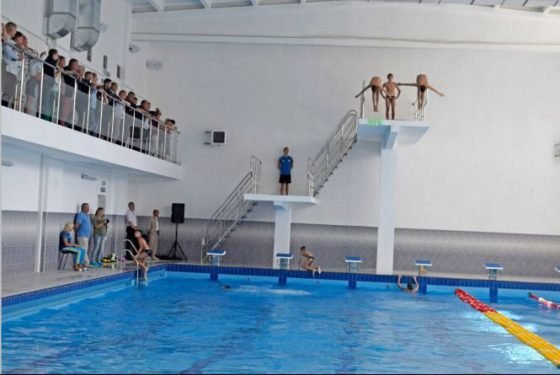 У Жмеринці відкрили сучасний басейн, де займатимуться й спортсмени з інвалідністю