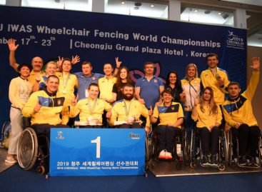 Переможна національна паралімпійська збірна з фехтування завершила чемпіонат світу 10 медалями